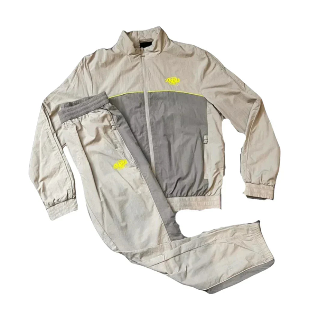 SynaWorld logo shell tracksuit - Light grey-Volt