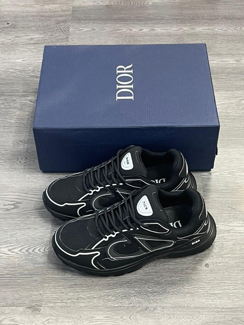Dior B30 "Black"